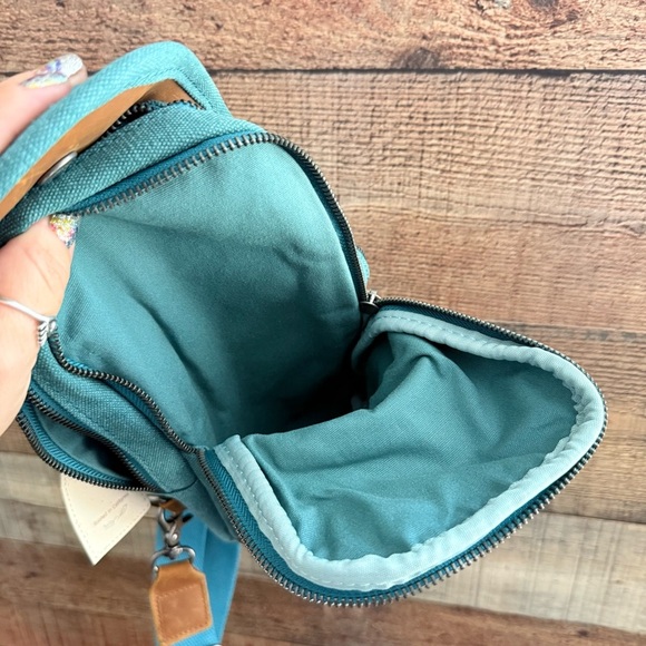 NWT Unisex TSD Brand Canna Canvas Sling Bag - Teal - Picture 4 of 9